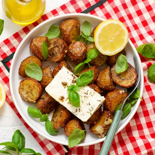 Молода картопля з фетою