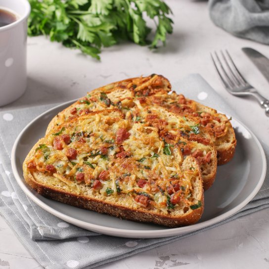 Гарячі бутерброди з грибами