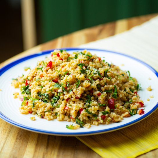 Булгур з зеленню і гранатом