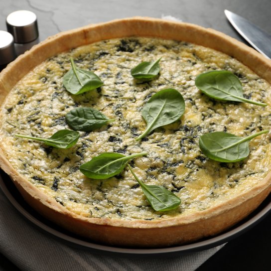 Шпинатний кіш з бринзою