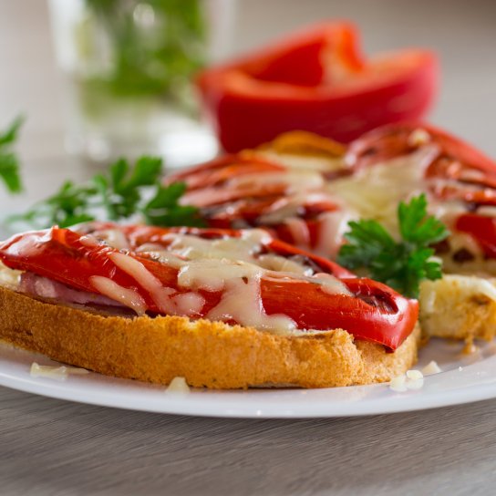 Бутерброд с запеченным перцем