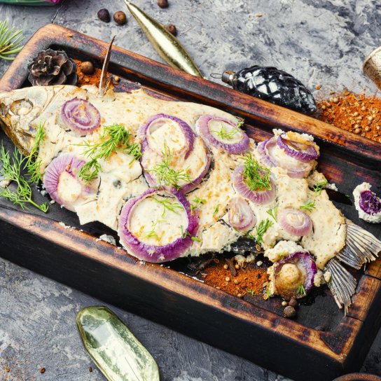 Карасі в сметані