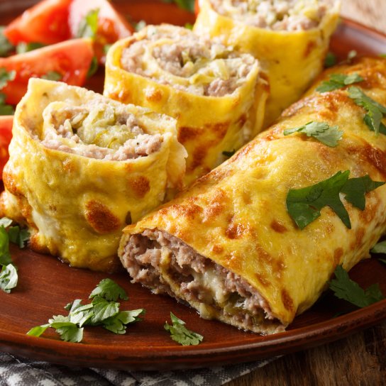 Жовтий рулет з фаршем