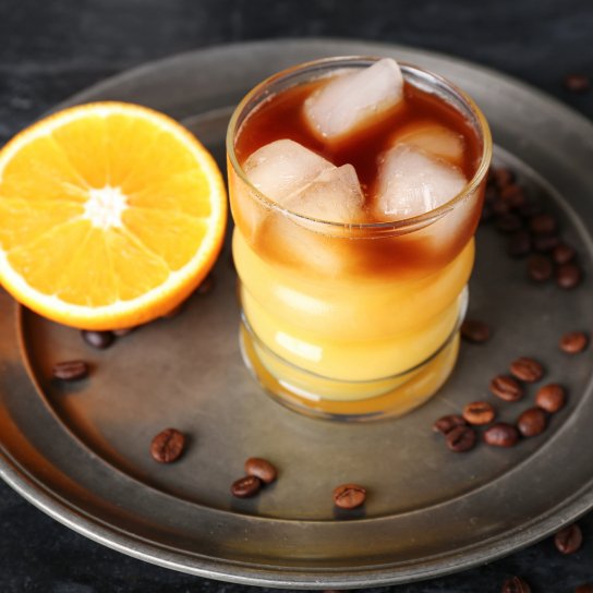 Апельсиновий еспресо-тонік