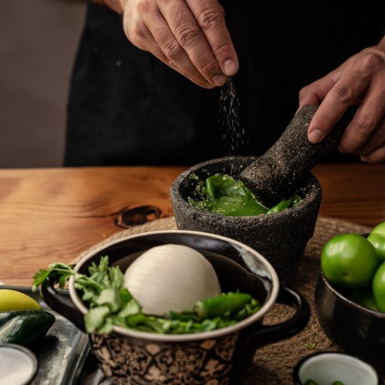 Коли солити страви