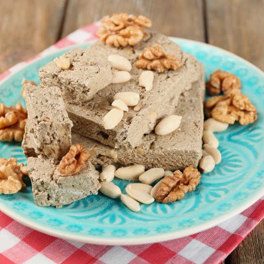 Халва з волоських горіхів