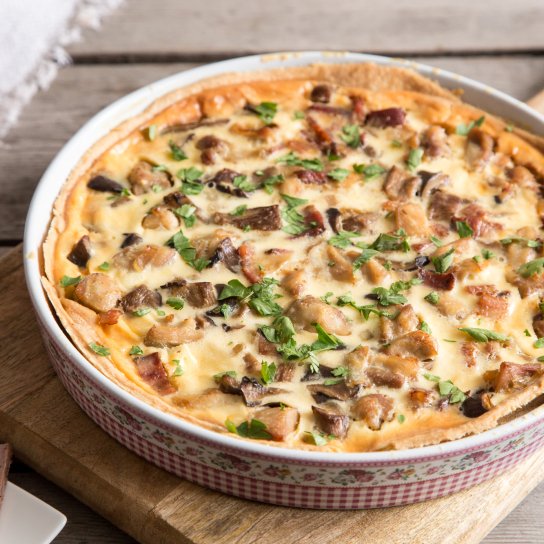 Пиріг з куркою і грибами