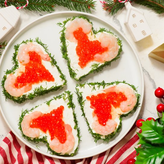 Сердечка з креветками й червоною ікрою