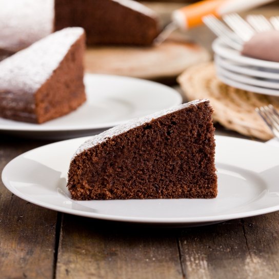 Шоколадный бисквит с кремом