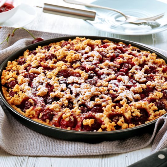 Тертий пиріг з варенням