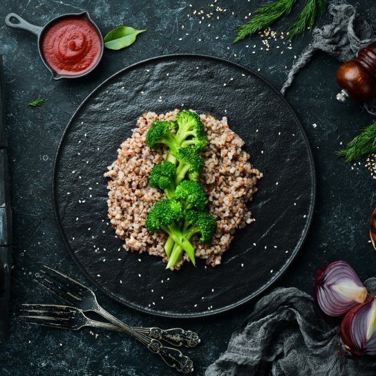 Гречана каша з броколі