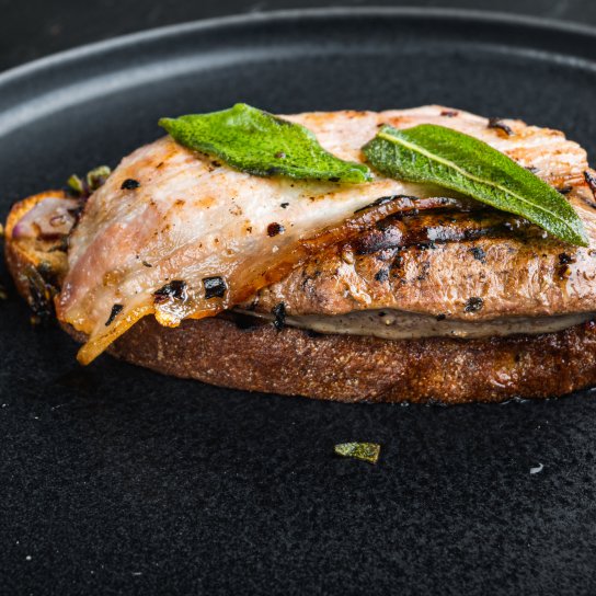 Печінка з беконом