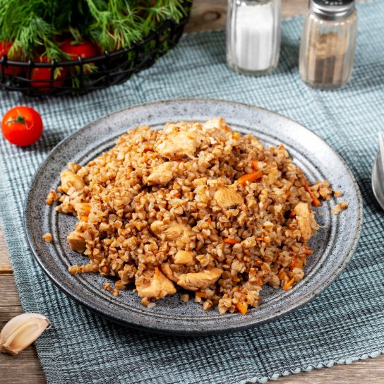 Каша з м'ясом