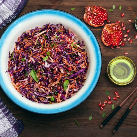 Салат из красноголовой капусты с гранатом рецепт