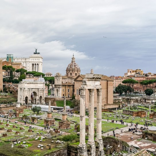 Рим, руїни римського форуму