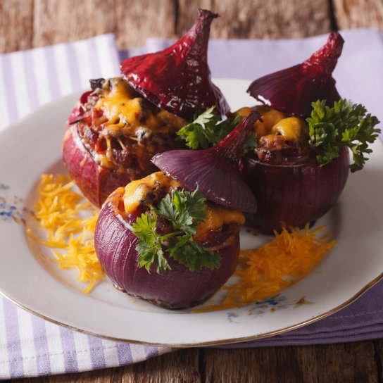 Фарширована цибуля з сиром