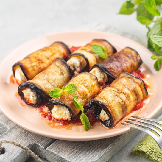Баклажанові рулети з фаршем