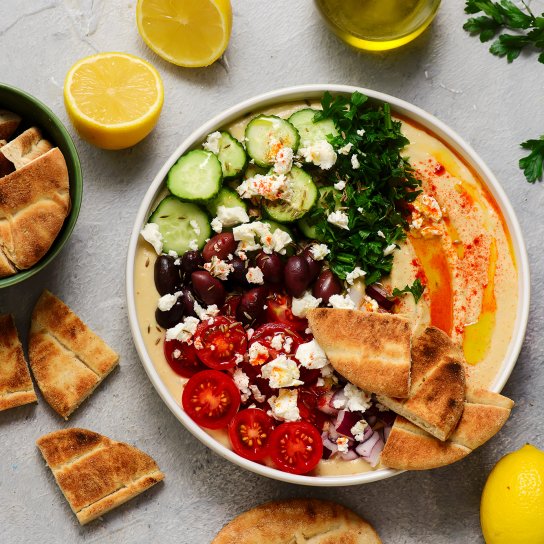 Боул з хумусом