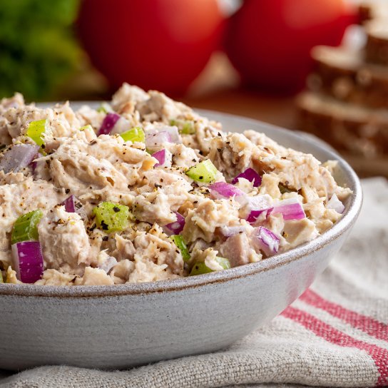 Салат з тунцем і селерою