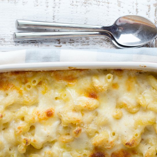 макарони під соусом бешамель