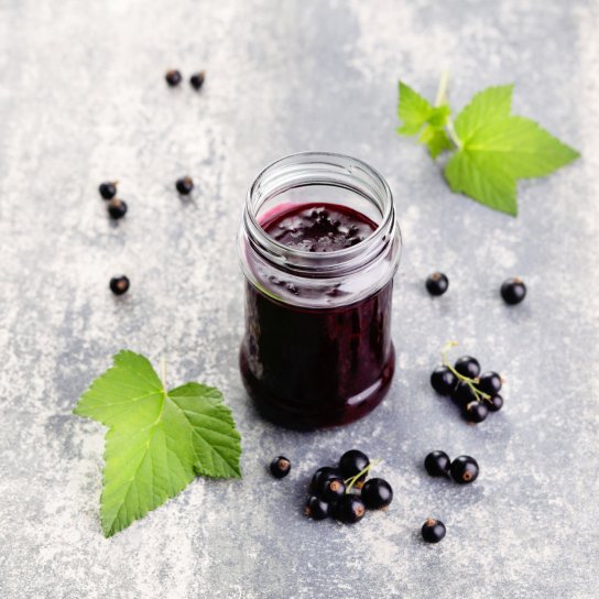 Варення з чорної смородини з шоколадом