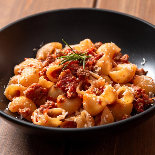 Макарони під м’ясним соусом