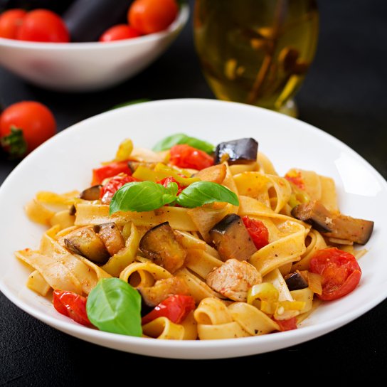 Макарони з баклажанами