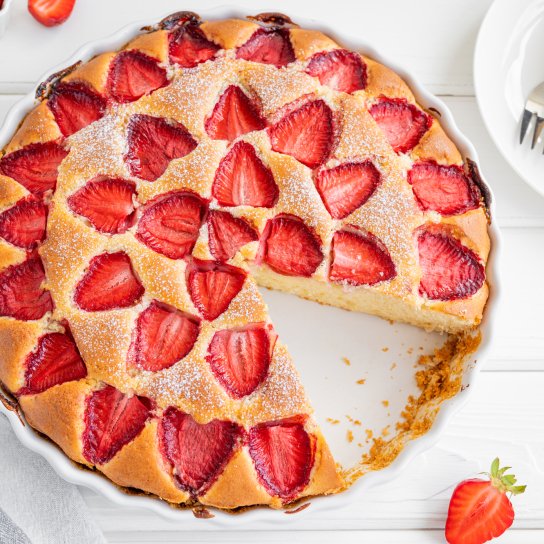 Пиріг з полуницею