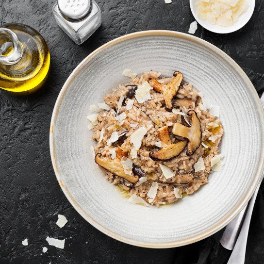 Ризото з хрусткими грибами та пармезаном