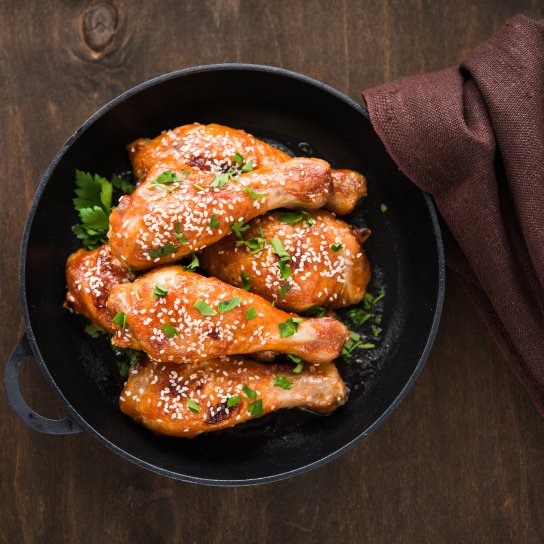 Курячі ніжки з кунжутом