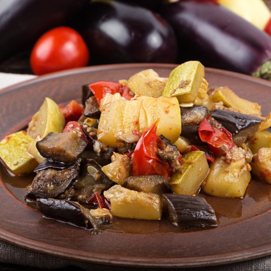 Тушені в сметані овочі