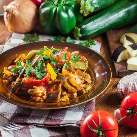 Тушковані овочі з квасолею