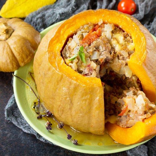 Фарширований гарбуз з м’ясом та фетою