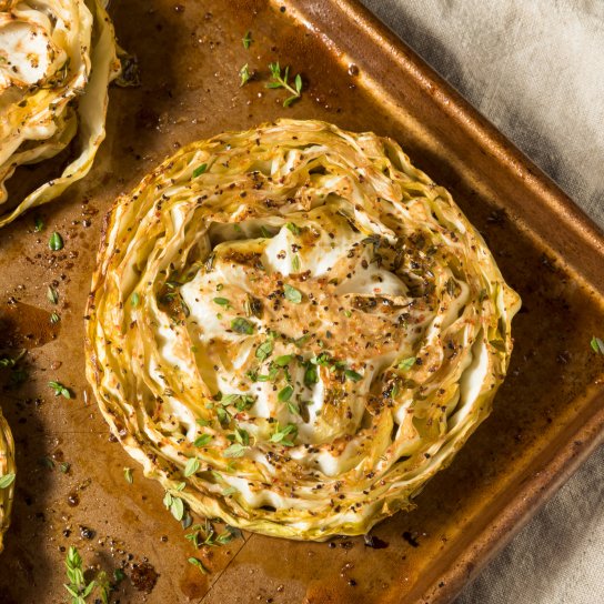 Капустяні стейки з фаршем