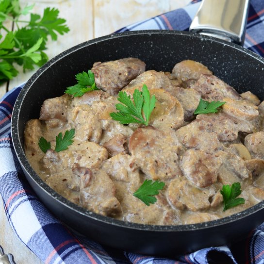 Куриная печень кари в молочном соусе