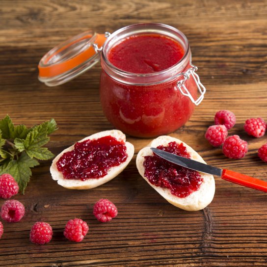 Желе з малини без кісточок