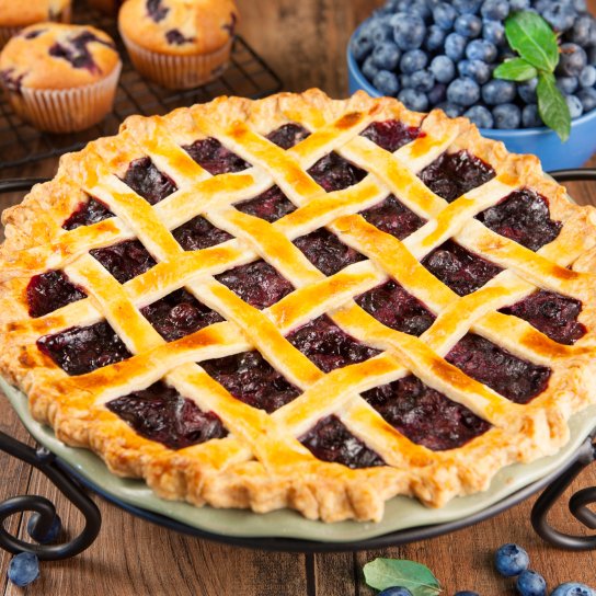 Песочный пирог с черникой