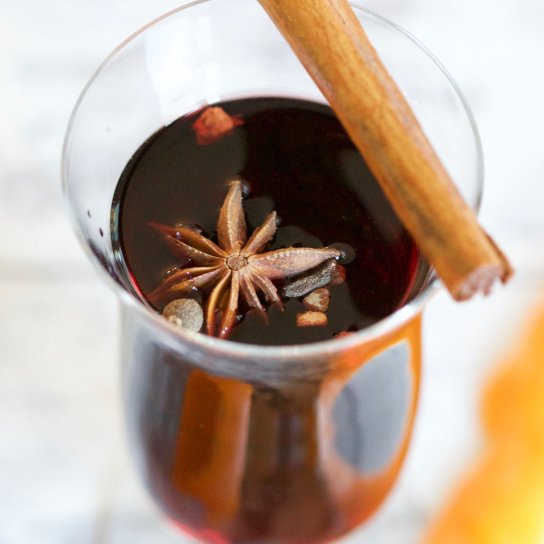 Класичний глінтвейн із сухого вина