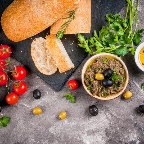 намазка з оливками