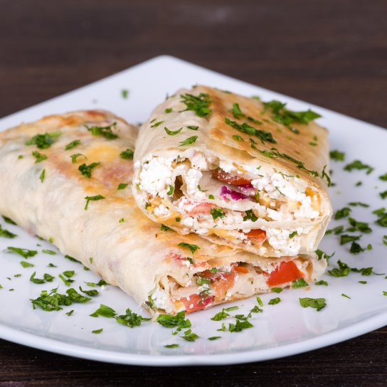 Салат у лаваші