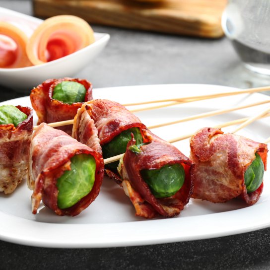 Брюссельская капуста в беконе