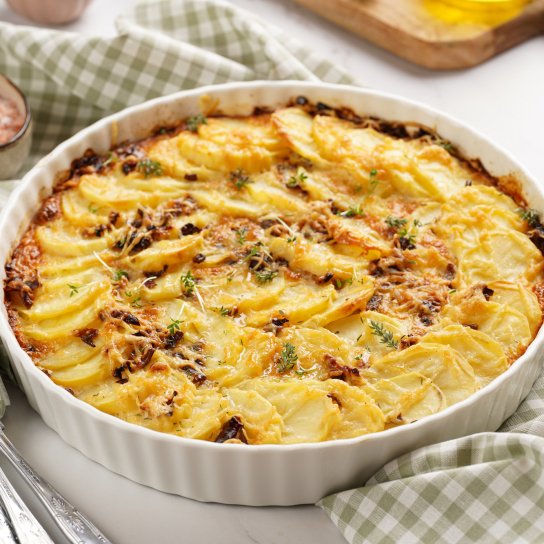 Молода картопля з кабачком та беконом