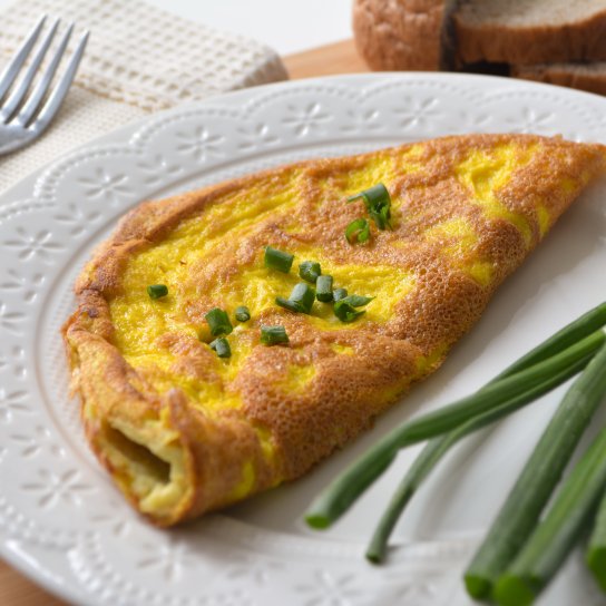 Омлет с савойской капустой и грудинкой