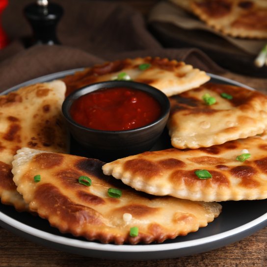 Коржики із бринзою та зеленню