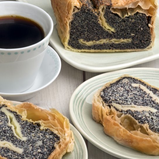 Слойки з маком