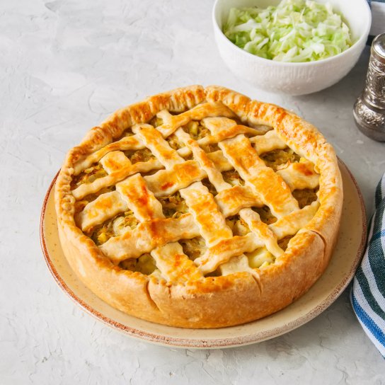 пиріг з молодою капустою