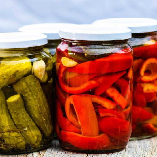 Маринований перець з кропом