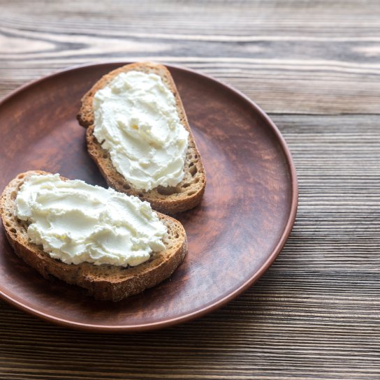 Брускета з кукурудзою та рикотою