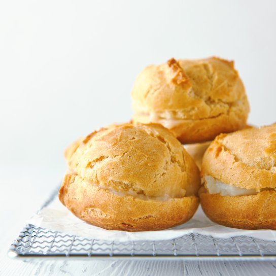 Профітролі з шинкою