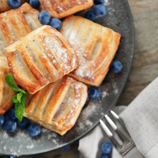 Слойки з чорницею